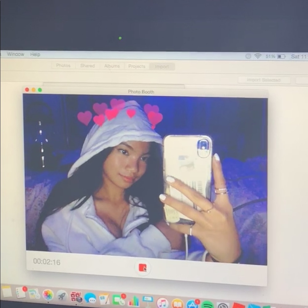 Meet your Posher, Nikki